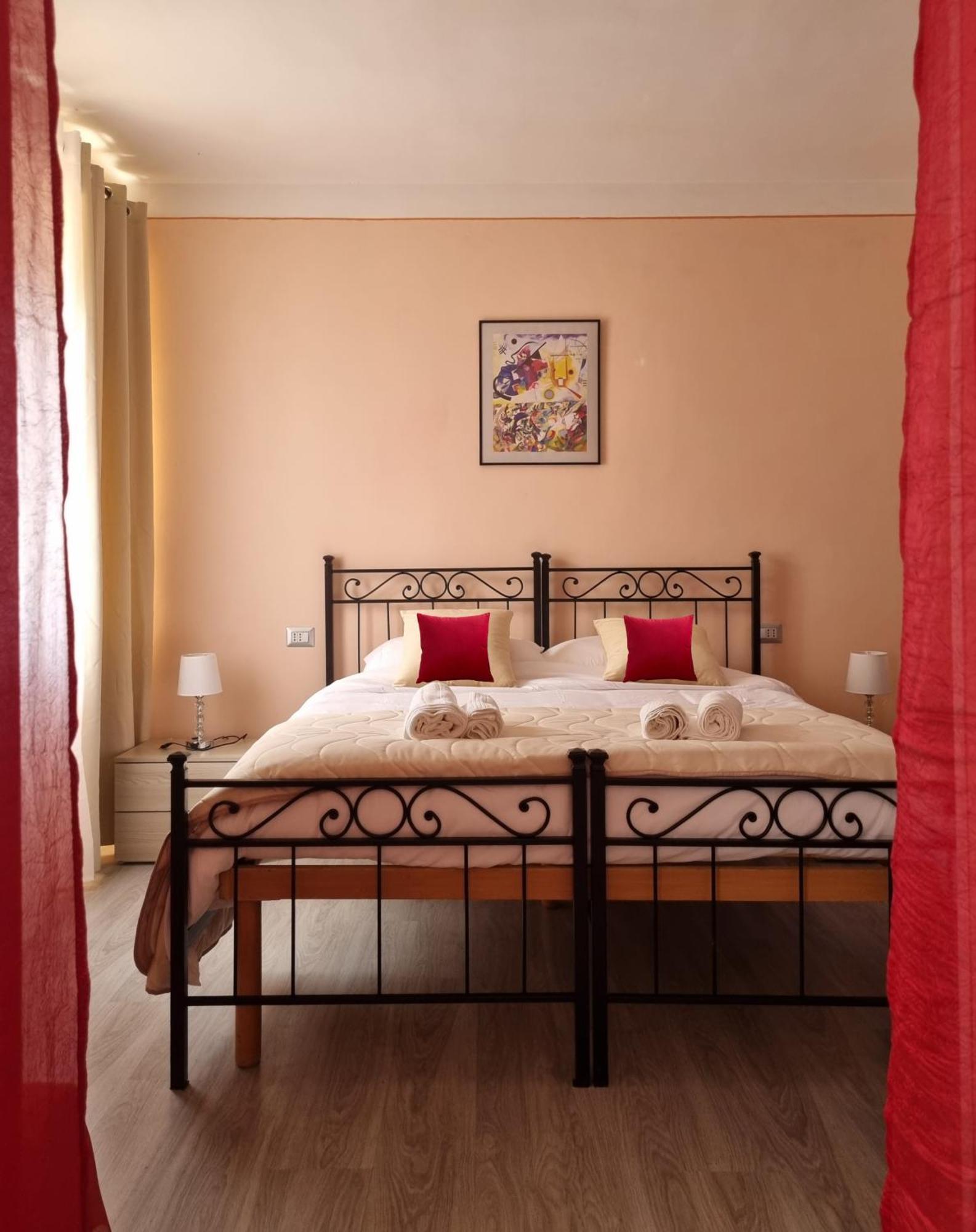 Sweet Dream Hotel Passignano sul Trasimeno Exterior foto
